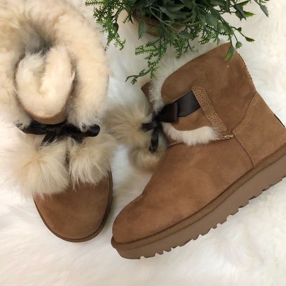 UGG Shoes - NEW UGG GITA SHEEPSKIN WOOL GITA BOOTS